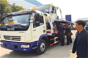 袁州汽车道路救援拖车价格